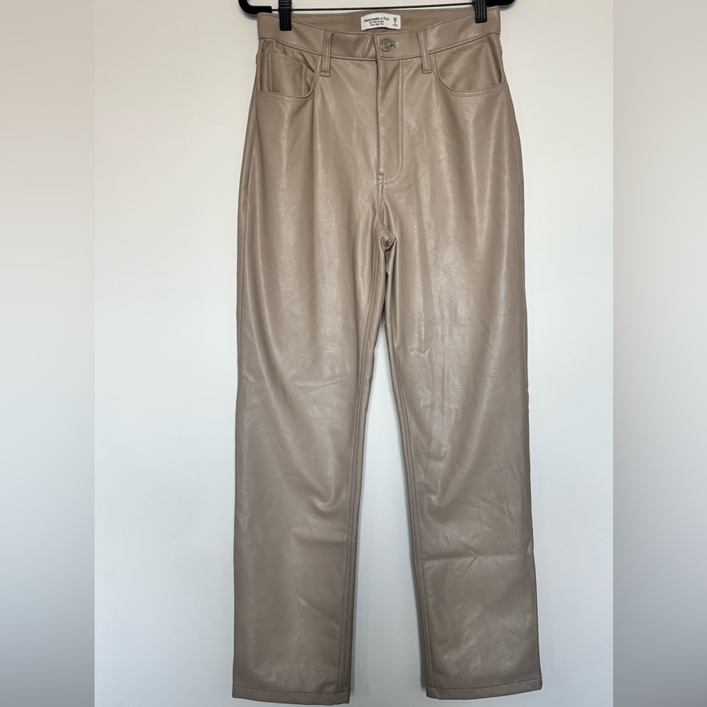 Abercrombie & Fitch 90s Straight Ultra High Rise Faux Leather Pants Size 28 US 6